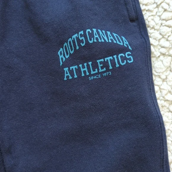 COPY - Roots 3T sweatpants - Picture 4 of 7